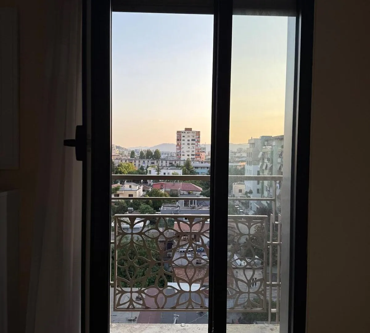 Cozy Apartment In Tirana